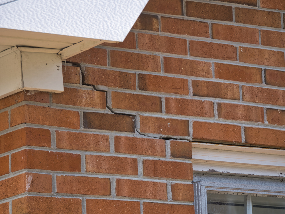 what is the difference between structural cracks and non structural cracks what is the difference between structural cracks and non structural cracks